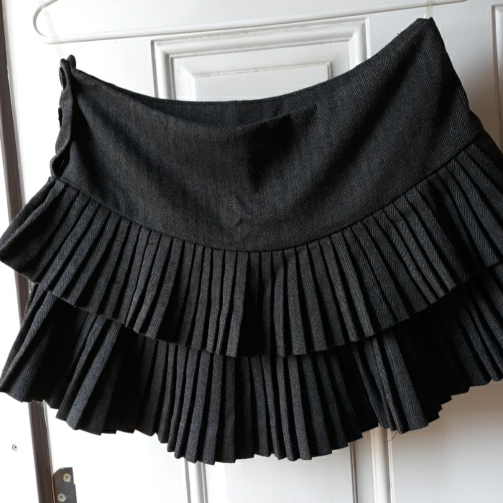 Pleated skirt
